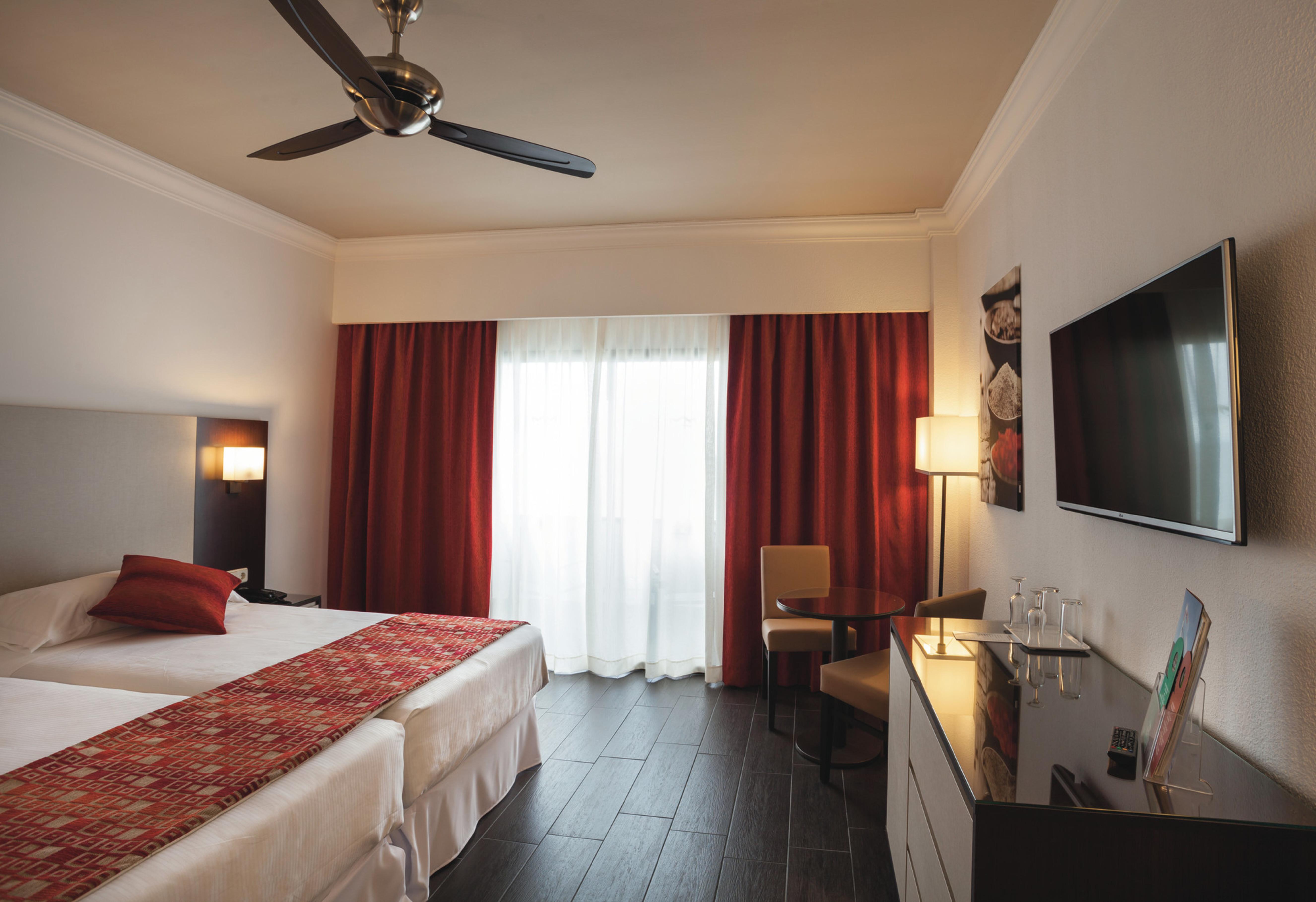 Hotel Riu Monica - Adults Only Нерха Экстерьер фото